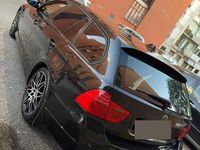 Begagnad BMW 318 143 HK (105 kW) 2008 Svart Kombi