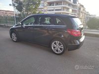 Usata Mercedes B180 2012 Nero Monovolume