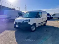 Usata Fiat Doblò 105 CV (77 kW) 2021 Bianco Monovolume