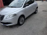 Usata Lancia Ypsilon 80 CV (58 kW) 2013 Grigio Utilitaria