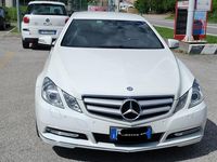 Usata Mercedes E220 Executive 170 CV (125 kW) 2012 Bianco Coupé