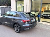 Begagnad Audi A3 Advanced 116 HK (85 kW) 2023 Grå Sedan