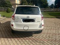 Usata Toyota RAV4 150 CV (110 kW) 2010 Bianco Berlina