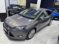 Usata Ford Focus Titanium 116 CV (85 kW) 2011 Grigio Berlina