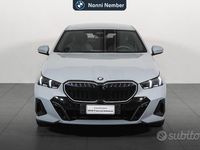 Usata BMW 520 M Sport 197 CV (144 kW) 2025 Grigio Berlina