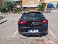 Usata Alfa Romeo Giulietta Distinctive 170 CV (125 kW) 2010 Nero Utilitaria
