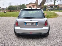 Usata Mini Cooper 116 CV (85 kW) 2005 Grigio Utilitaria