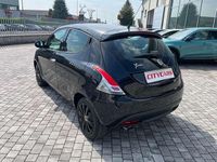 Usata Lancia Ypsilon 69 CV (50 kW) 2013 Nero Utilitaria