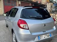 Usata Renault Clio II 75 CV (55 kW) 2009 Argento Berlina