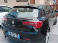 Gebraucht Alfa Romeo Giulietta 105 PS (77 kW) 2012 Schwarz Kleinwagen
