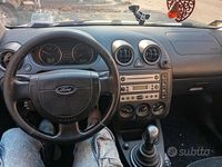 Usata Ford Fiesta 68 CV (50 kW) 2004 Utilitaria