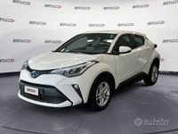 Usata Toyota C-HR Active 122 CV (89 kW) 2020 Bianco SUV