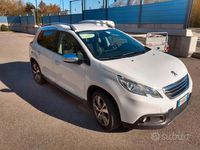 Usata Peugeot 2008 92 CV (67 kW) 2015 Bianco SUV