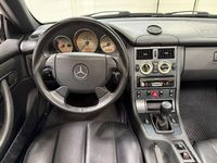 Usata Mercedes SLK230 193 CV (141 kW) 1999 Nero Cabrio