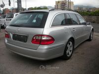Usata Mercedes E280 Avantgarde 177 CV (130 kW) 2004 Argento Station wagon