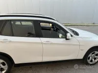 Usata BMW X1 143 CV (105 kW) 2010 Bianco SUV