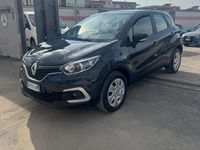 Usata Renault Captur Life 90 CV (66 kW) 2018 Blu SUV