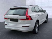 Usado Volvo XC60 Momentum 197 HP (144 kW) 2021 Branco SUV