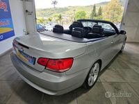 Usata BMW 320 Cabriolet 177 CV (130 kW) 2010 Grigio Cabrio
