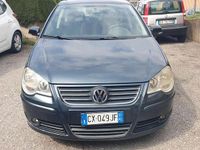 Usata VW Polo Sportline 75 CV (55 kW) 2005 Blu/azzurro Utilitaria