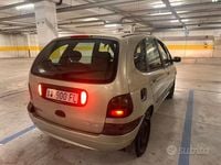 Usata Renault Scénic 90 CV (66 kW) 1999 Verde Monovolume