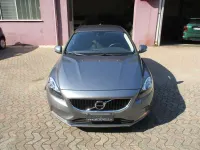 Usata Volvo V40 Business Edition 122 CV (89 kW) 2017 Grigio Berlina
