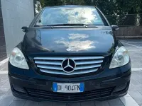 Usata Mercedes B180 109 CV (80 kW) 2007 Nero Monovolume