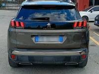 Usata Peugeot 3008 GT-line 120 CV (88 kW) 2018 Verde SUV