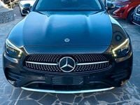 Usado Mercedes E300 Premium 194 CV (142 kW) 2022 Negro Familiar