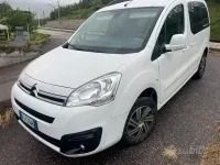Usata Citroën Berlingo 99 CV (72 kW) 2019 Bianco Monovolume