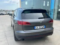 Usata VW Touareg Style 231 CV (169 kW) 2020 Grigio SUV