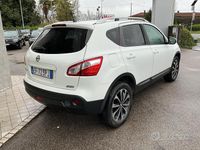 Usata Nissan Qashqai Tekna 110 CV (80 kW) 2011 Bianco SUV