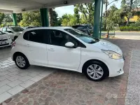 Usata Peugeot 208 Active 82 CV (60 kW) 2013 Bianco Utilitaria