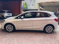 Usata BMW 216 Active Tourer Luxury Line 116 CV (85 kW) 2017 Bianco Monovolume