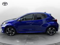 Nuova Toyota Yaris Hybrid Lounge 131 CV (96 kW) 2026 Blu Berlina