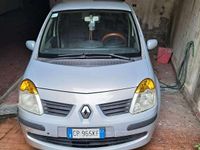 Usata Renault Modus Expression 75 CV (55 kW) 2005 Beige Monovolume