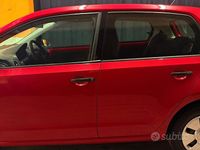 Usata VW up! 60 CV (44 kW) 2016 Rosso Utilitaria