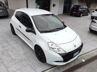 Usata Renault Clio R.S. R.S. 203 CV (149 kW) 2010 Bianco Utilitaria