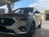 Usata MG ZS Luxury 111 CV (81 kW) 2022 Grigio SUV