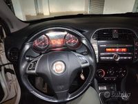 Usata Fiat Bravo 105 CV (77 kW) 2011 Bianco Utilitaria