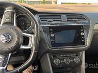 Usata VW Tiguan R-line 130 CV (95 kW) 2019 Bianco SUV
