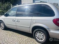 Usata Chrysler Voyager 2008 Grigio Monovolume