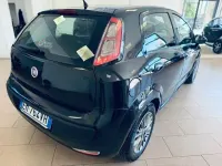 Usata Fiat Punto Evo 69 CV (50 kW) 2012 Nero Utilitaria