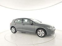 Usata VW Golf VIII Life 116 CV (85 kW) 2025 Blu Utilitaria