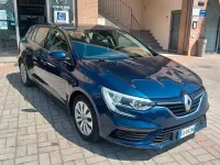 Usata Renault Mégane GrandTour 110 CV (80 kW) 2018 Blu Station wagon