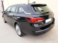Usata Opel Astra Innovation 136 CV (100 kW) 2017 Nero Station wagon