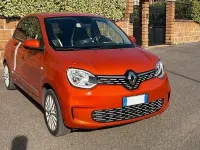 Usata Renault Twingo Vibes 30 kW (42 CV) 2020 Arancione Utilitaria