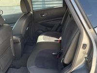 Usata Nissan Qashqai 131 CV (96 kW) 2015 Grigio SUV