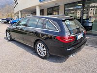 Usata Mercedes C220 194 CV (142 kW) 2019 Nero Station wagon