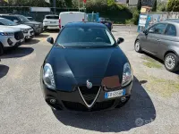 Begagnad Alfa Romeo Giulietta Super 120 HK (88 kW) 2018 Svart Halvkombi